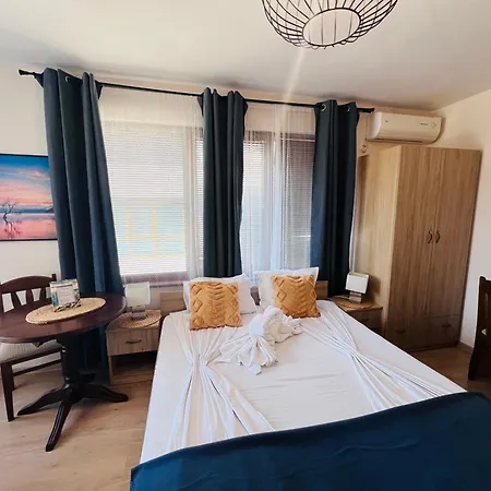 Desi House 301 Cozy * نيسيبار